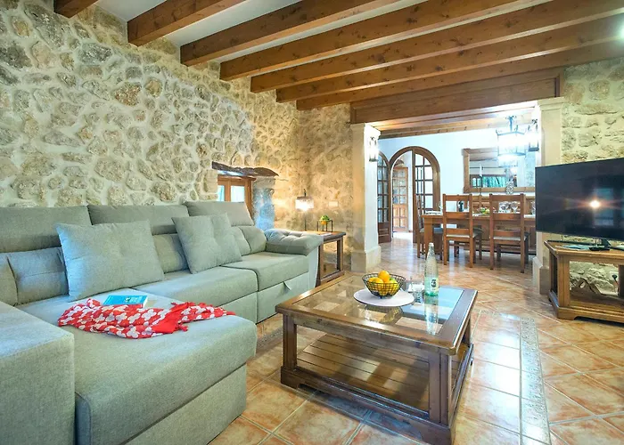 Villa Owl Plomer - 2 Min Walk To The Old Town