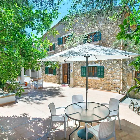 Villa Owl Plomer - 2 Min Walk To The Old Town *