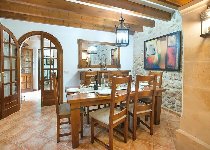 Owl Plomer - 2 Min Walk To The Old Town